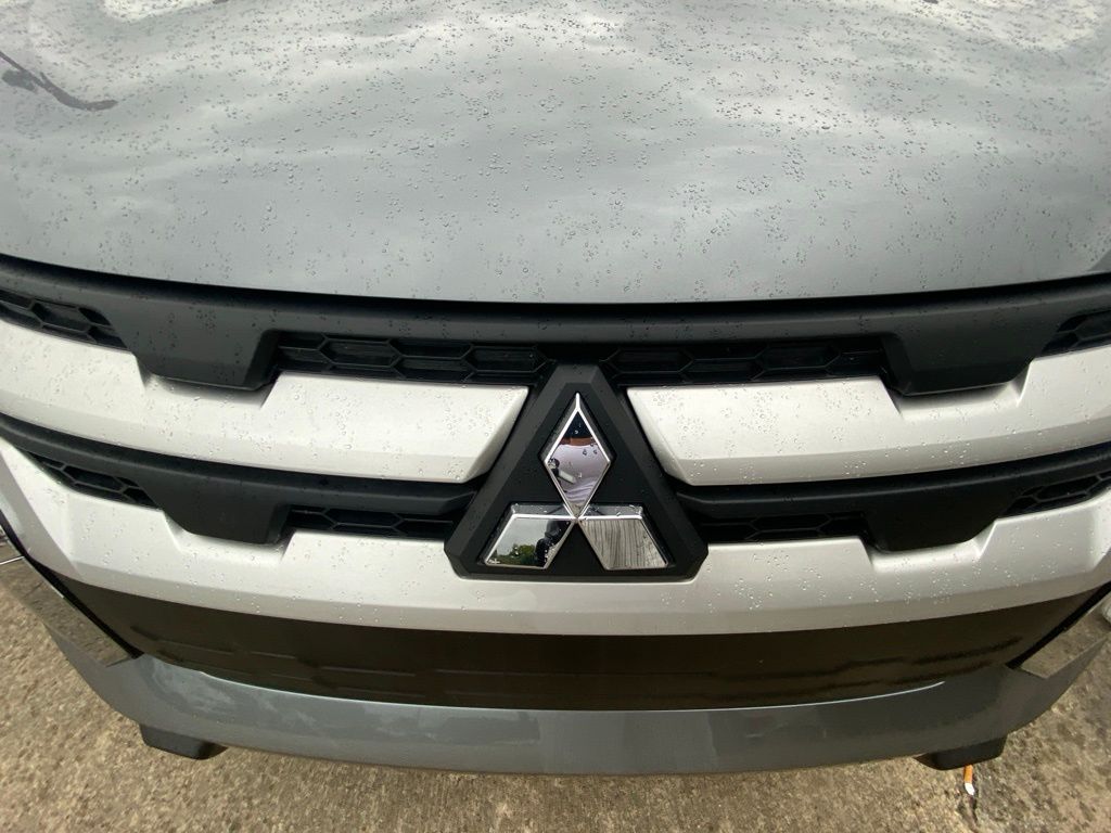 2024 Mitsubishi Outlander Sport ES photo 11