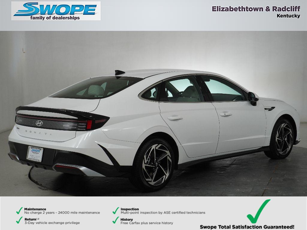 2026 Hyundai Sonata SEL Sport photo 2