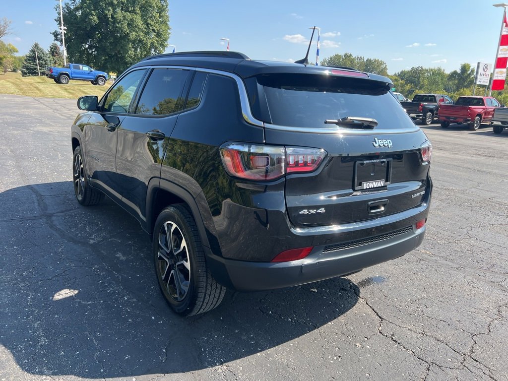 2022 Jeep Compass Limited photo 2