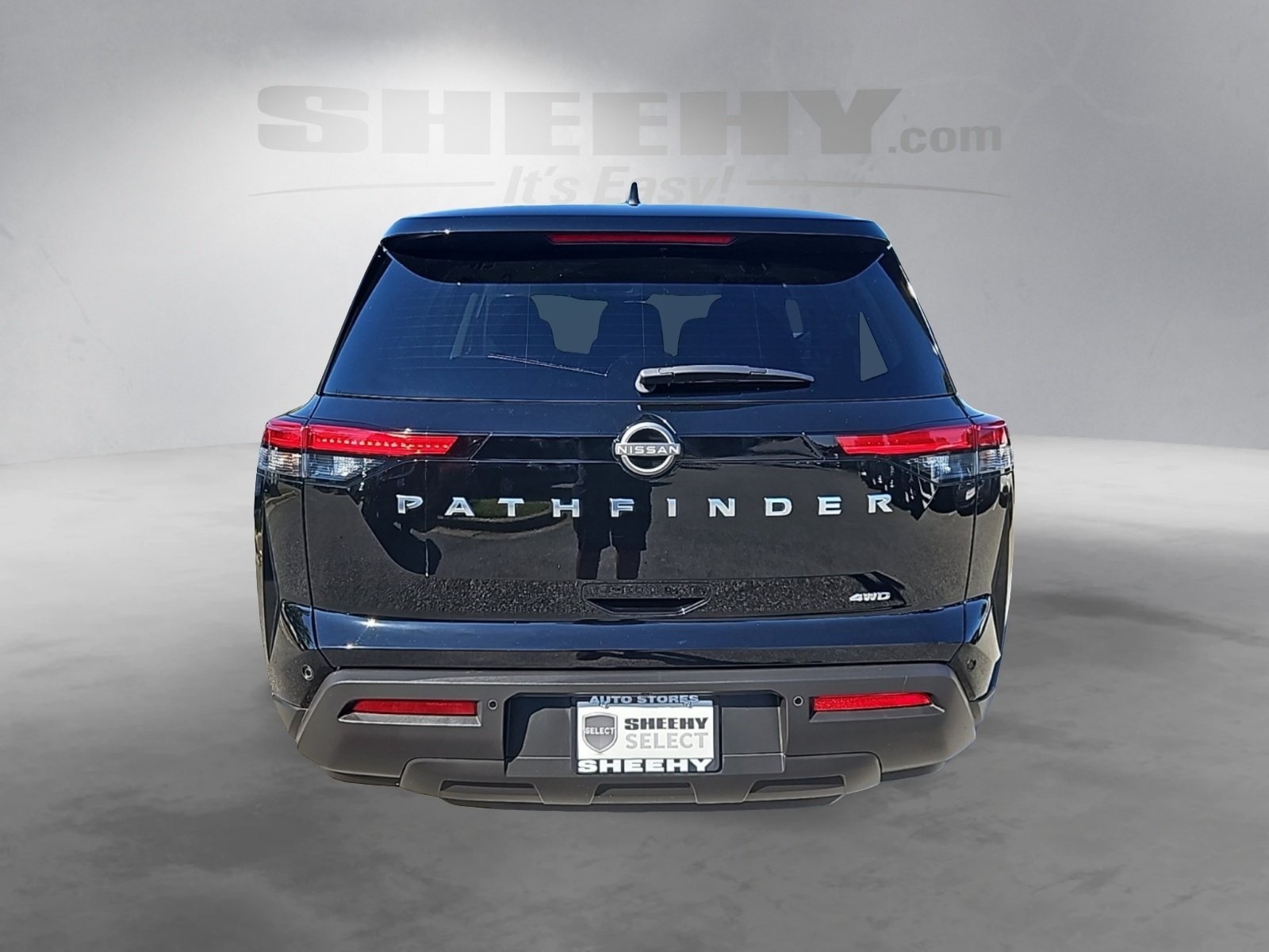 2024 Nissan Pathfinder S photo 4