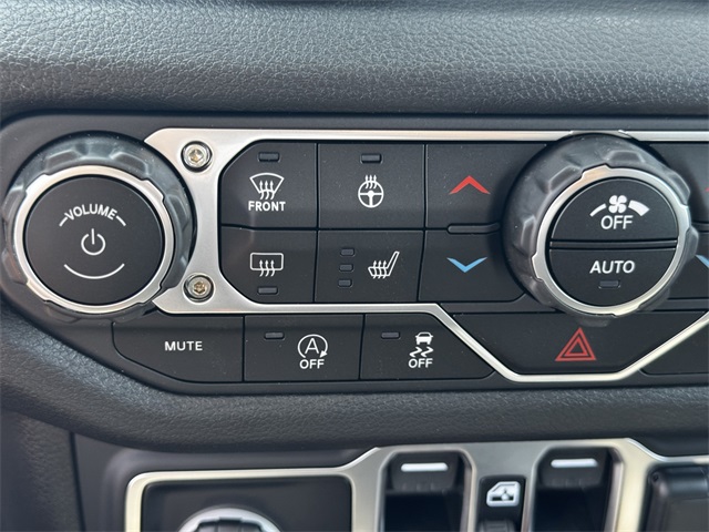 2025 Jeep Wrangler Sport S photo 23