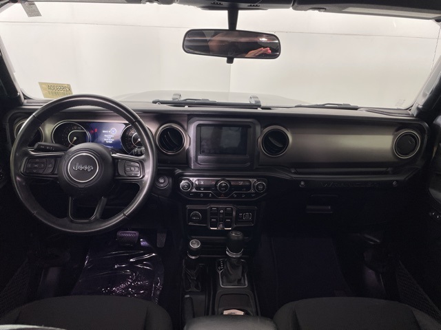 View 32