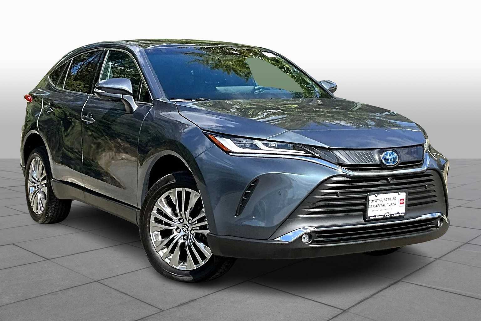 2024 Toyota Venza Limited photo 2