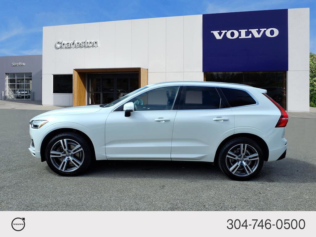 2020 Volvo XC60 Momentum photo 4