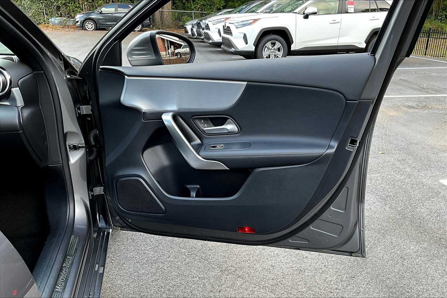 2022 Mercedes Benz A 220 photo 21