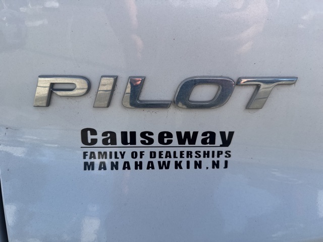 2022 Honda Pilot Touring photo 7