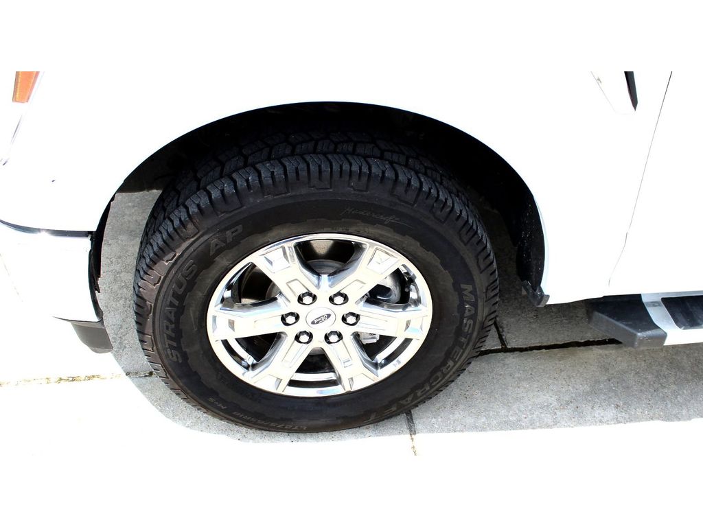 2022 Ford F-150 Lariat photo 3