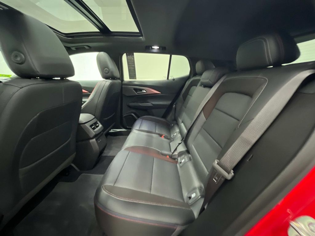 2024 Chevrolet Equinox EV 3LT photo 12