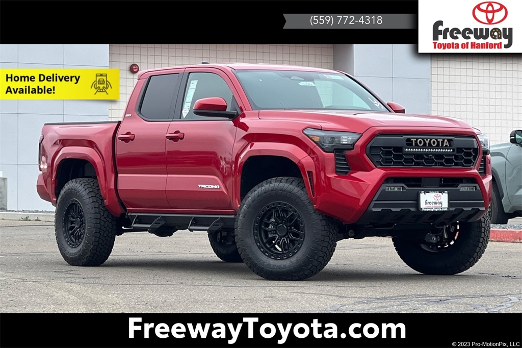 2025 Toyota Tacoma SR5's photo