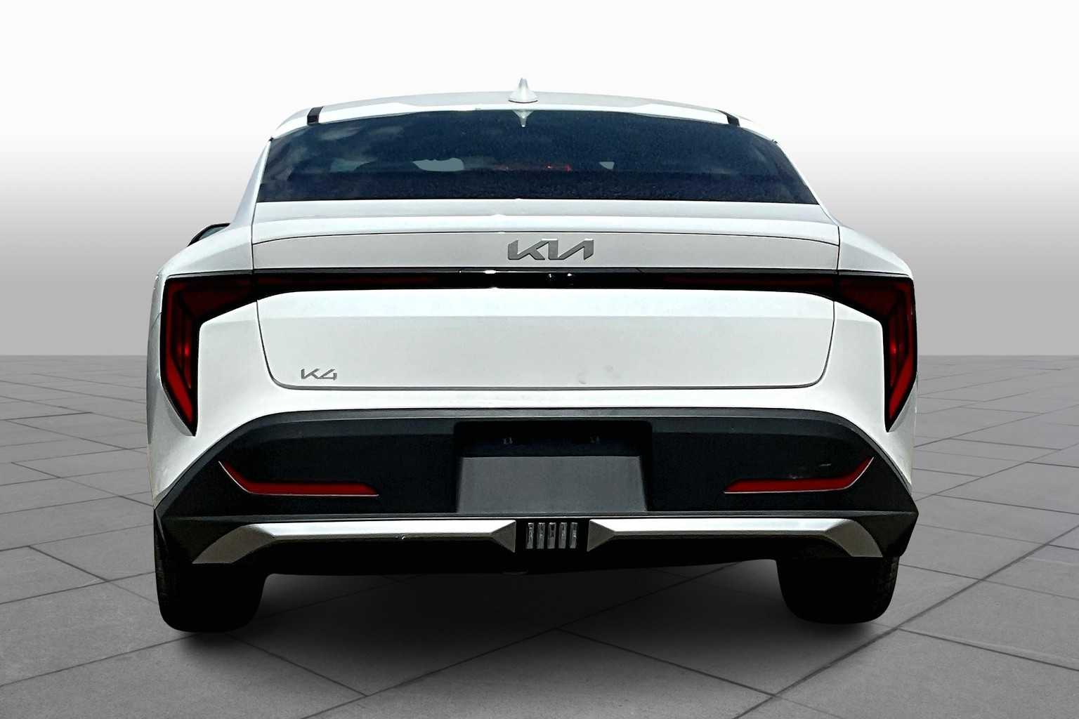 2025 Kia K4 EX photo 4