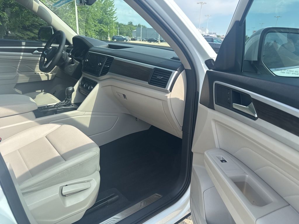 2021 Volkswagen Atlas V6 SE Technology photo 16