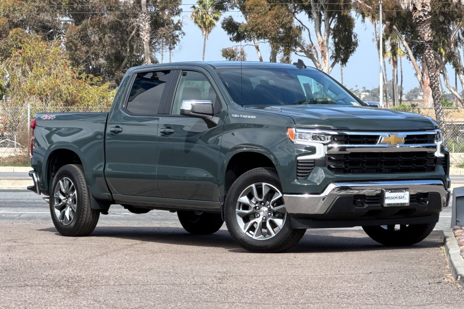 New 2025 Chevrolet Silverado 1500 LT (2FL) Crew Cab in San