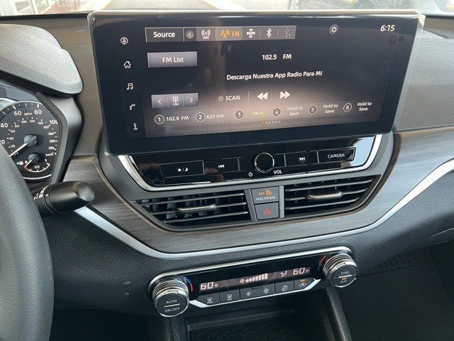 2025 Nissan Altima SV Special Edition photo 11