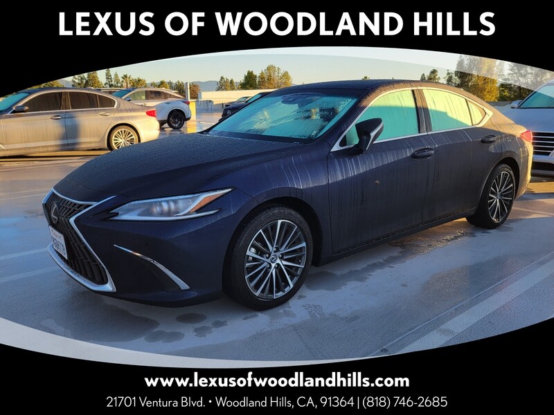 2023 Lexus ES 350's photo