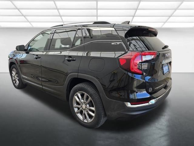 2024 Gmc Terrain SLT photo 2