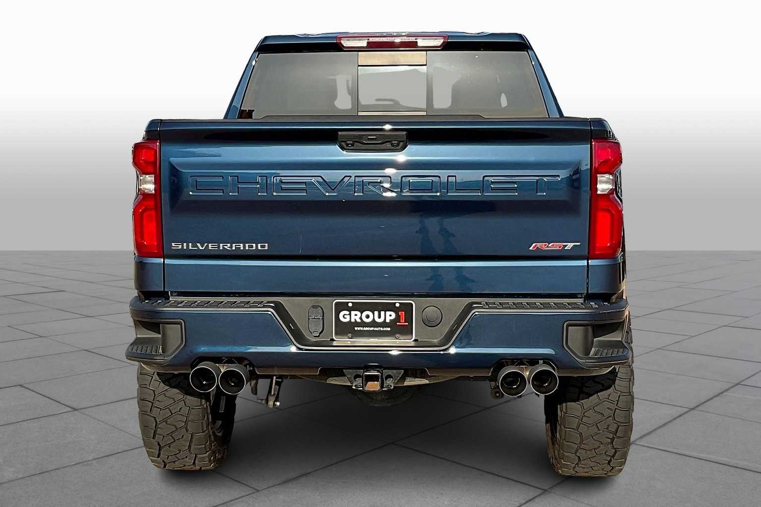 2023 Chevrolet Silverado 1500 RST photo 4