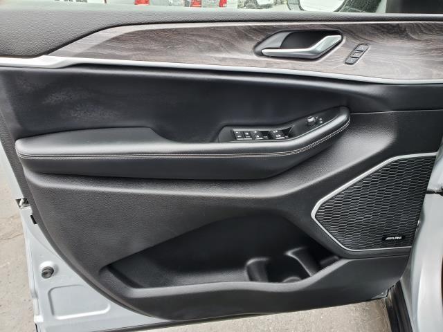 2021 Jeep Grand Cherokee Limited photo 21