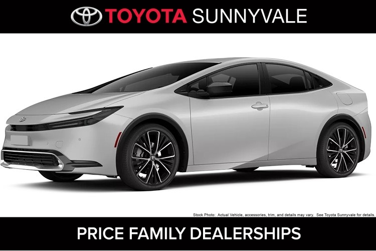 2026 Toyota Prius XLE's photo