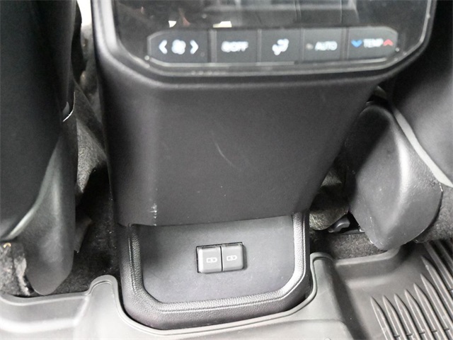 2023 Toyota Highlander Limited Platinum XLE XSE photo 2