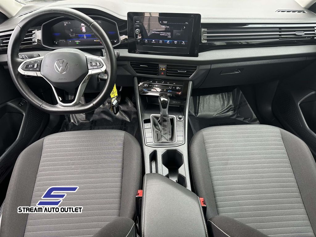 2025 Volkswagen Jetta 1.5T S photo 11