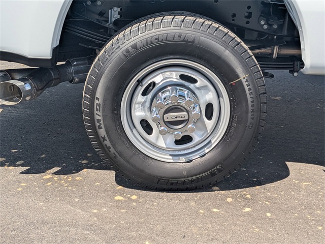 2026 Ford F-350 XL photo 16