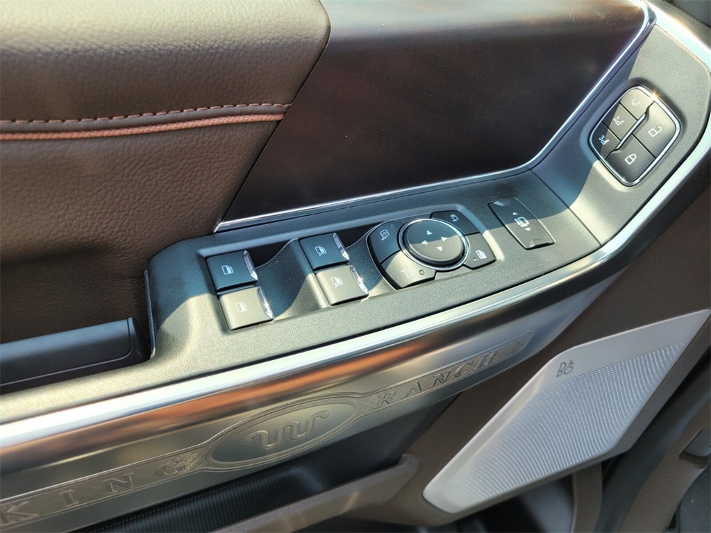 2025 Ford F-250 King Ranch photo 25