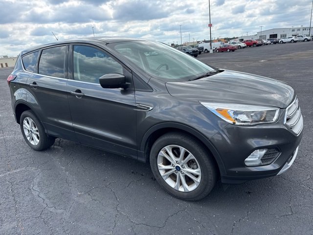 2019 Ford Escape SE photo 3