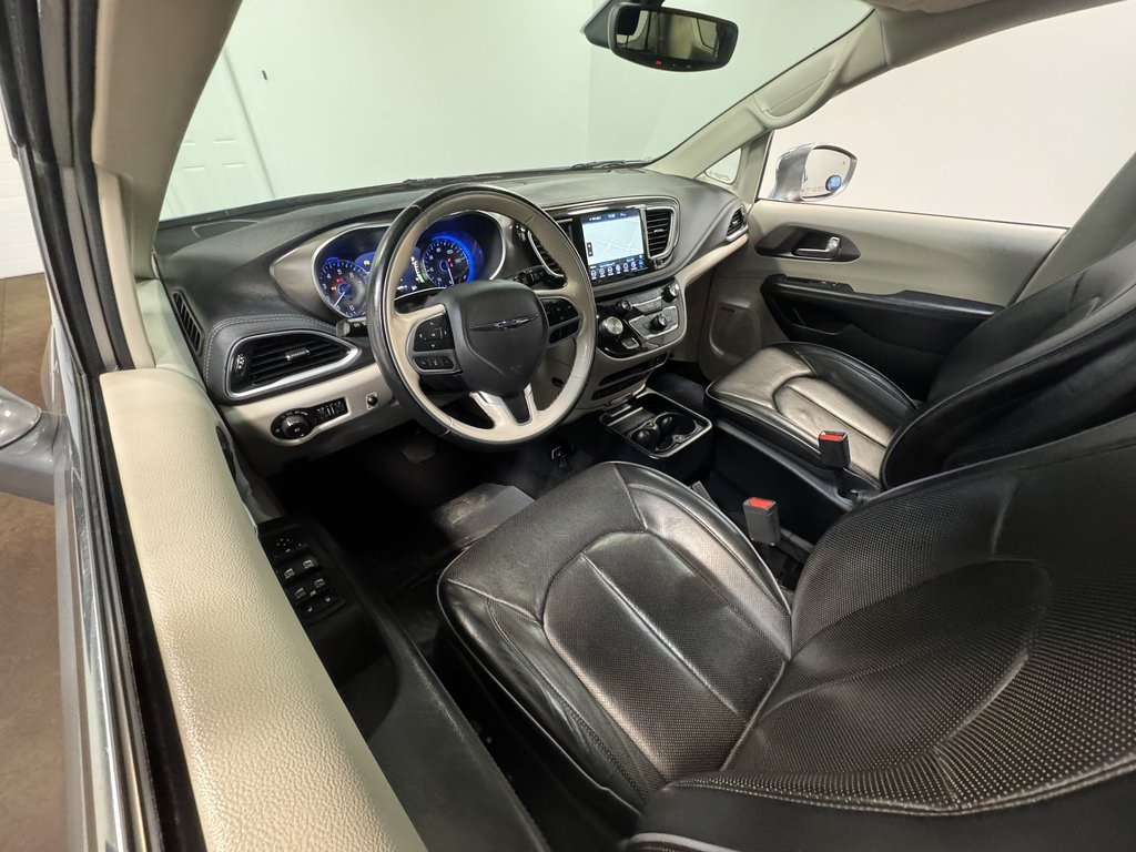 2018 Chrysler Pacifica Limited photo 58