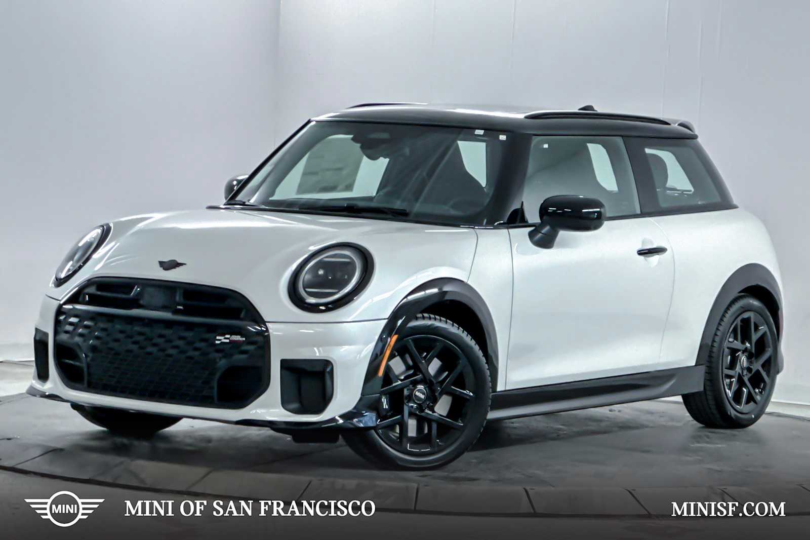 2026 MINI Hardtop 2 Door S's photo