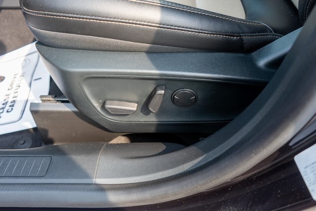 2021 Ford Escape Titanium photo 16