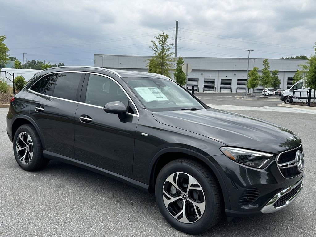 2025 Mercedes Benz GLC 350e 4MATIC photo 2
