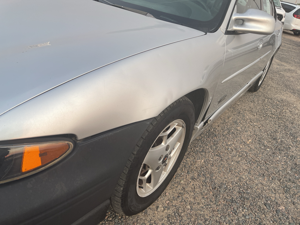 2002 Pontiac Grand Prix GTP photo 16