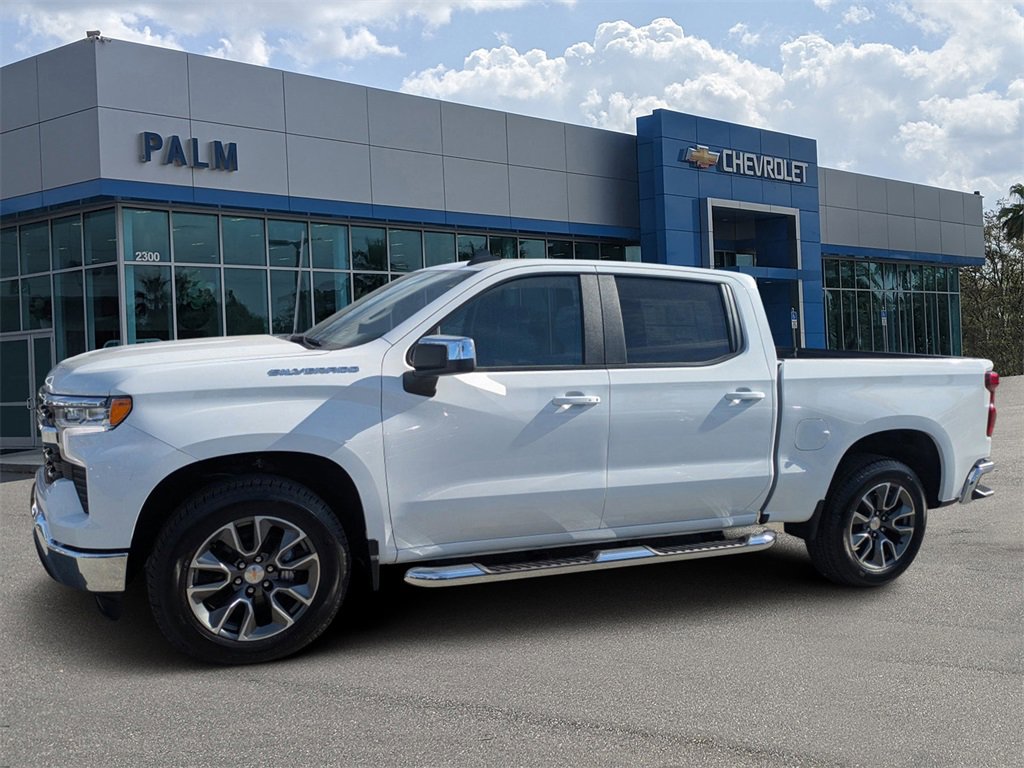 2025 Chevrolet Silverado 1500 LT photo 3