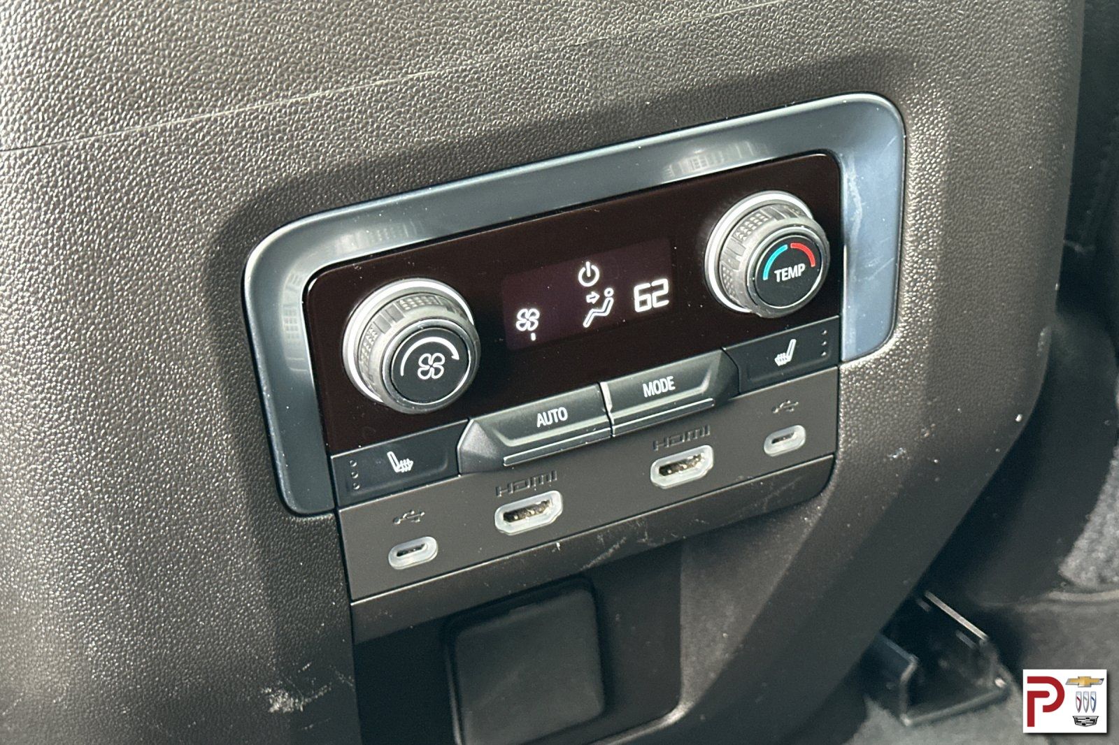 2021 Chevrolet Tahoe RST photo 14