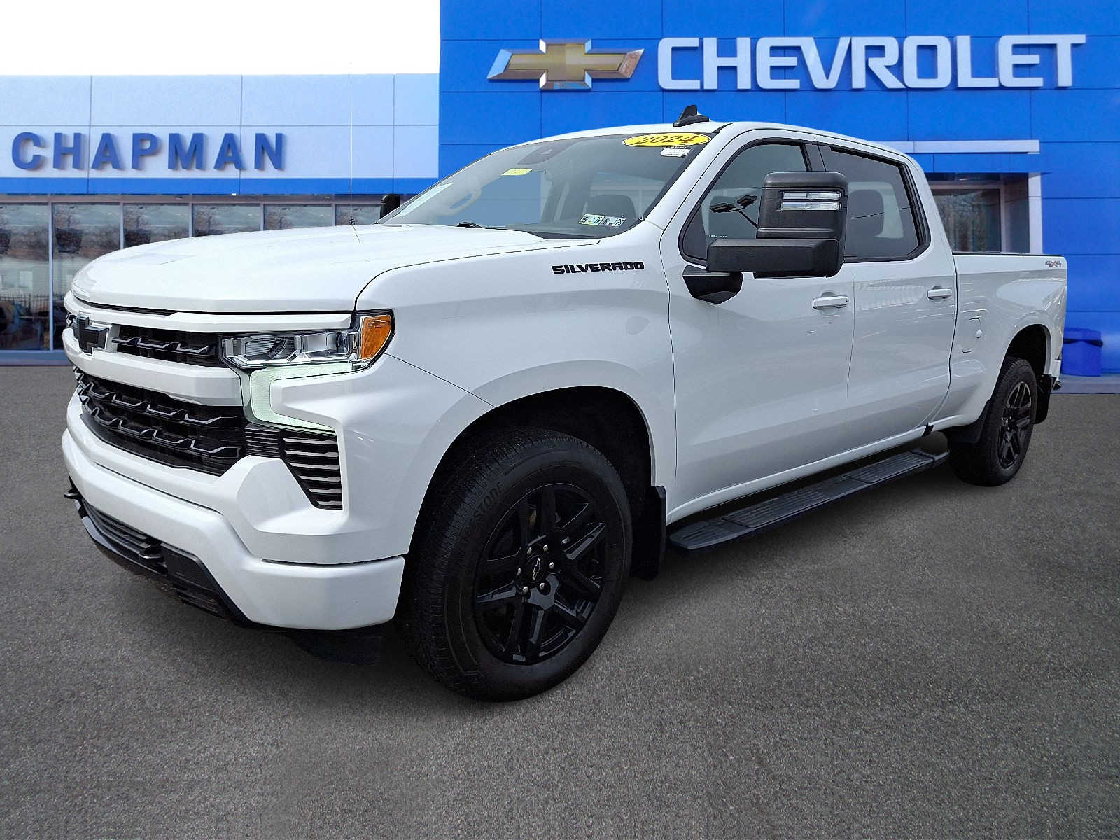 2024 Chevrolet Silverado 1500 RST photo 3