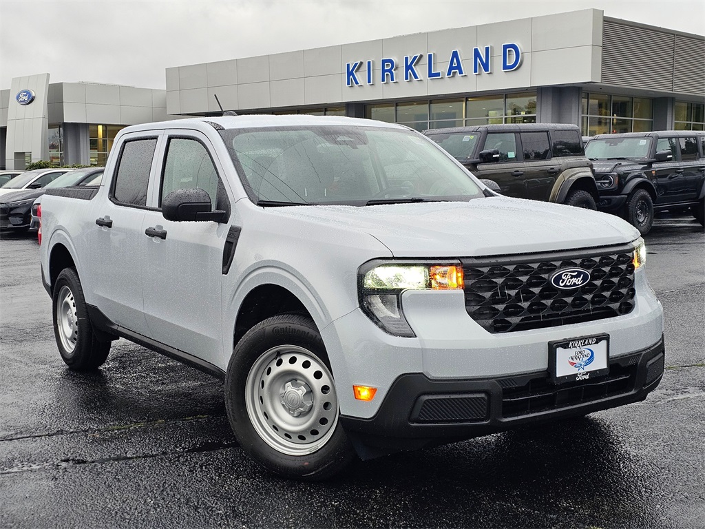 2025 Ford Maverick XL's photo