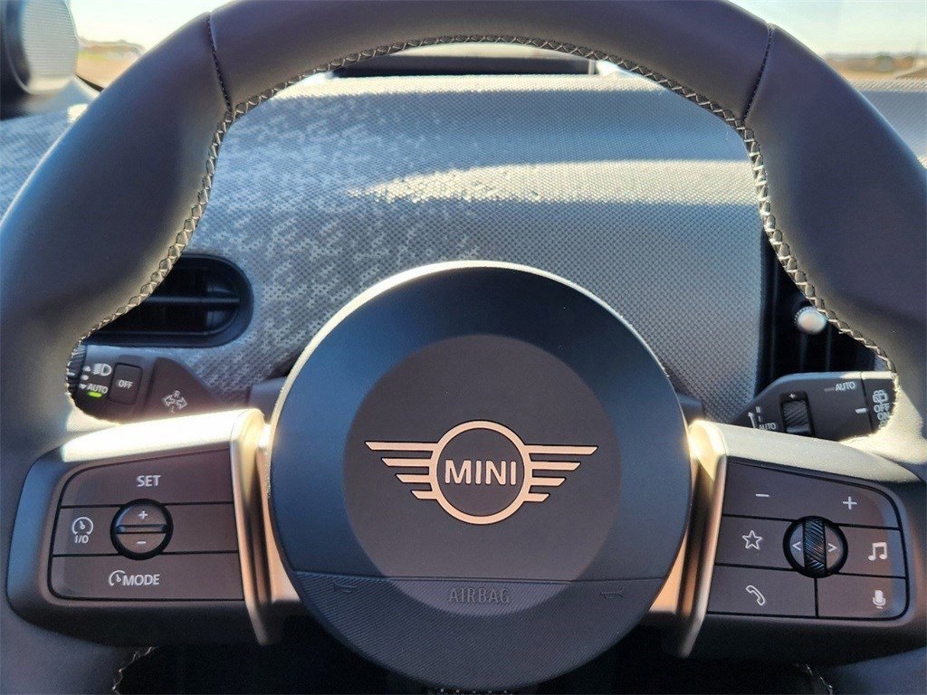 2025 Mini Cooper 2 Door Hardtop photo 23