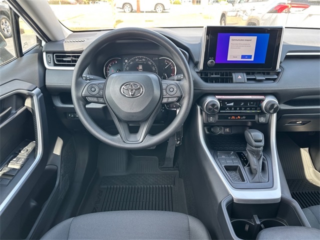 2025 Toyota RAV4 LE photo 6