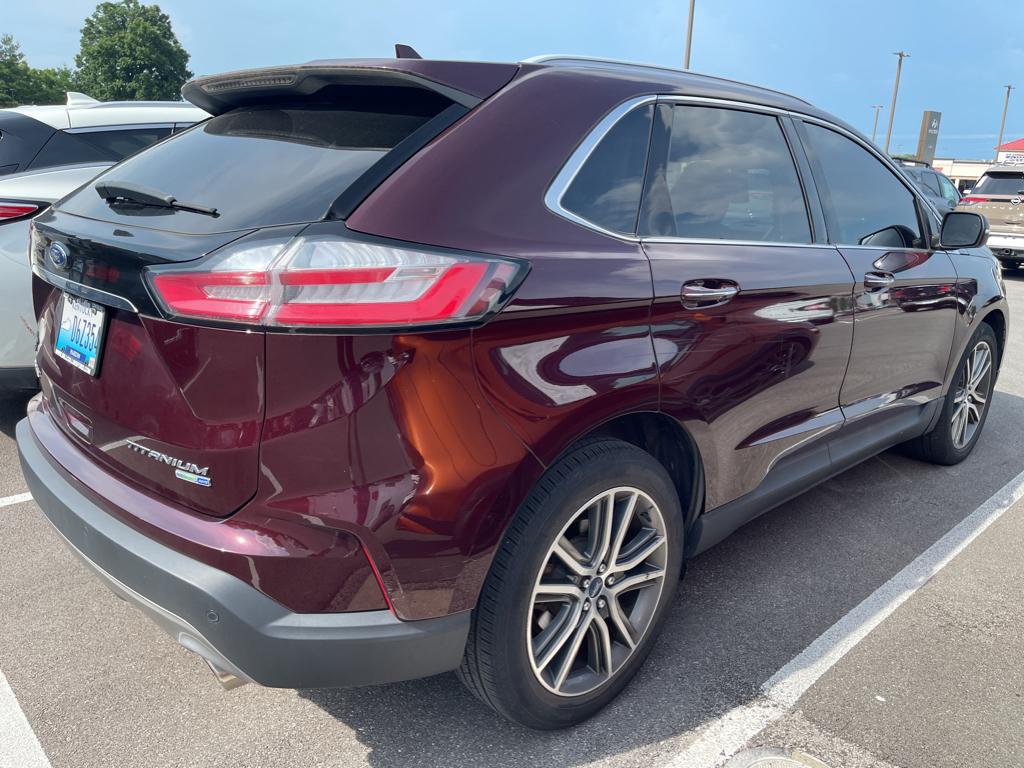 2020 Ford Edge Titanium photo 4