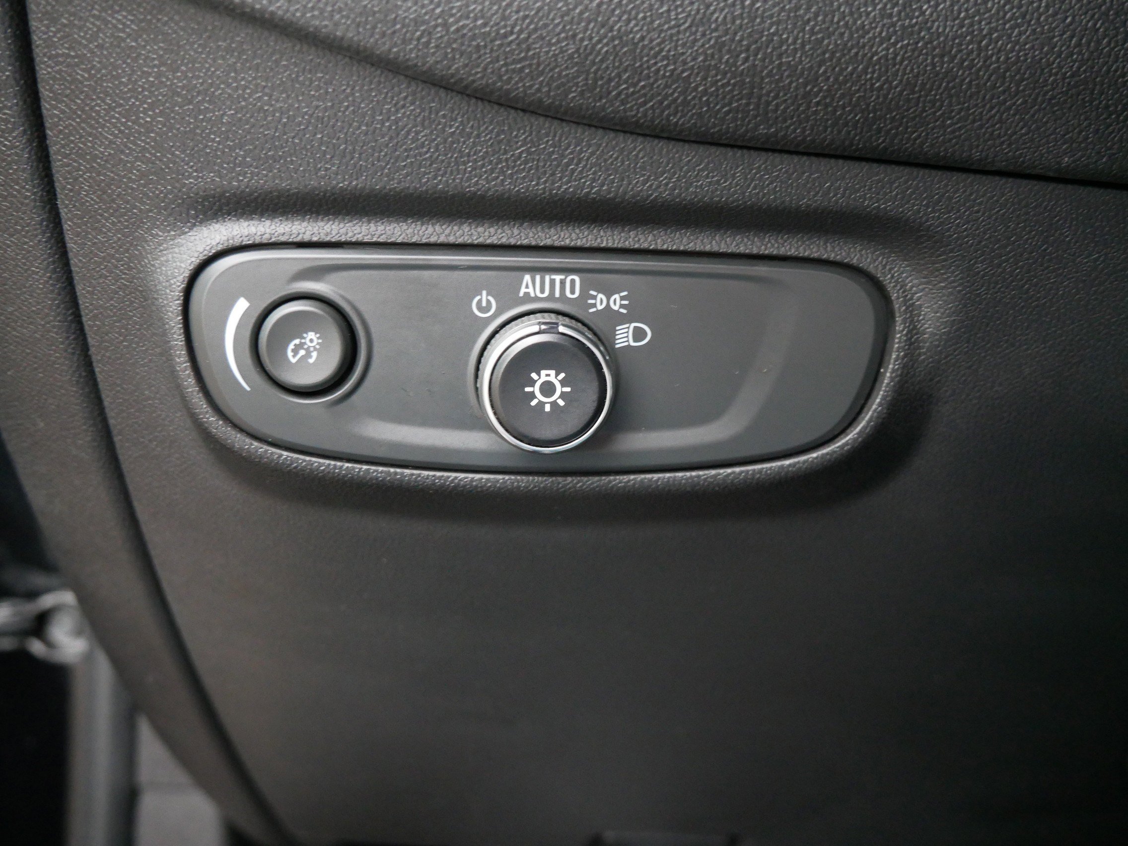 2024 Chevrolet Equinox LT photo 24