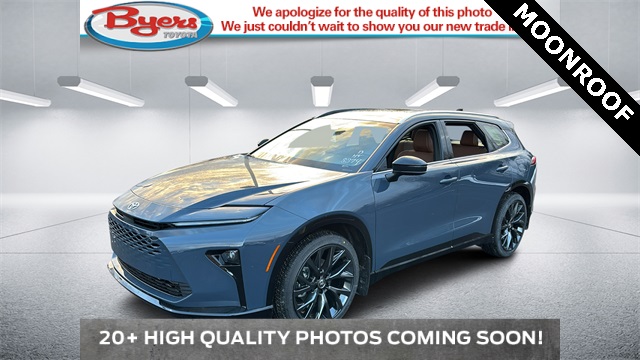 2025 Toyota Crown Signia Limited AWD