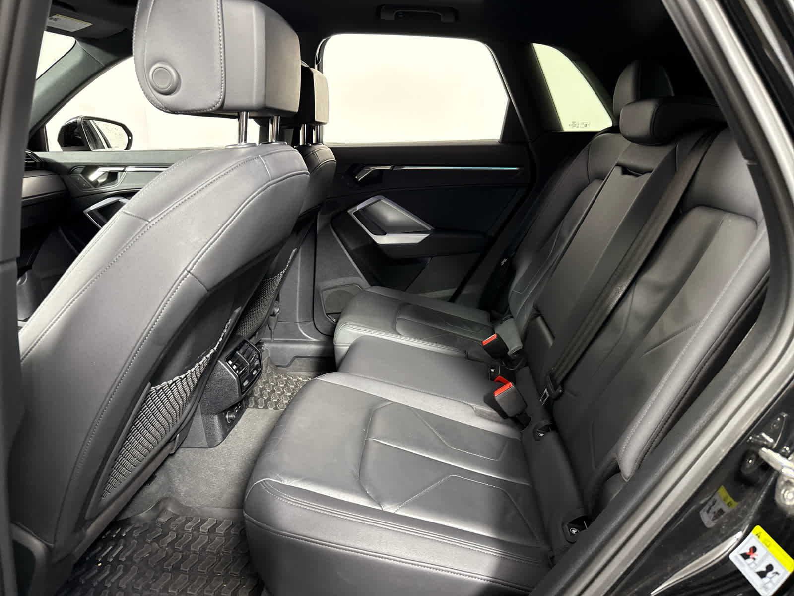 2022 Audi Q3 S line Premium Plus photo 18