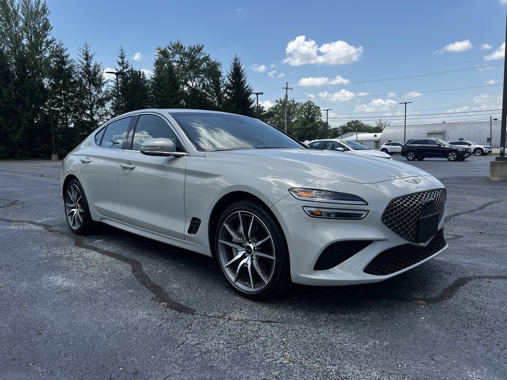 2024 Genesis G70 2.5T photo 4