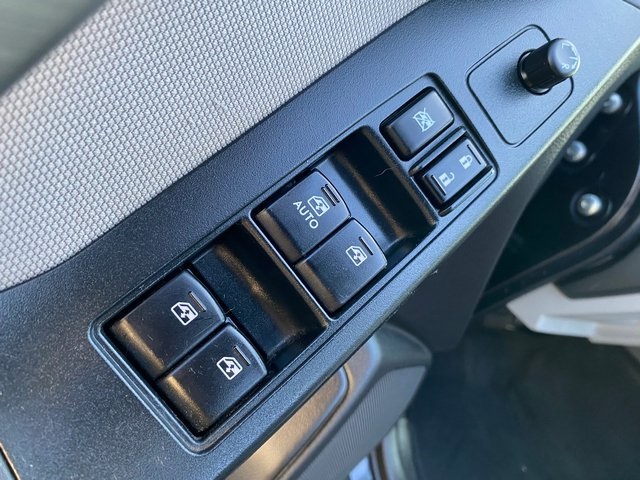 2015 Subaru Forester 2.5i Premium photo 13