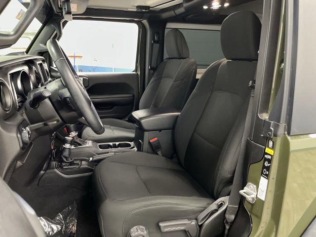 2021 Jeep Wrangler Willys photo 4