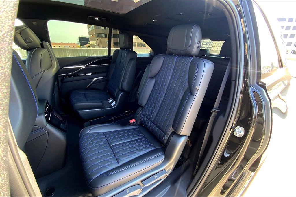 2026 Cadillac Escalade IQ Sport photo 25