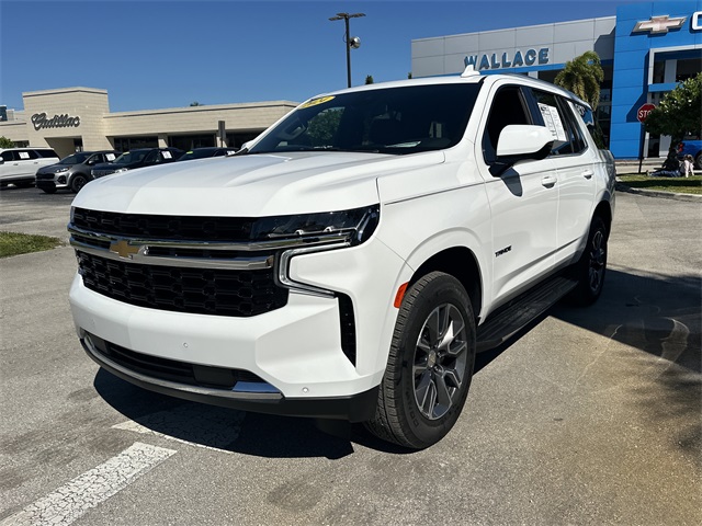 2024 Chevrolet Tahoe LS photo 2