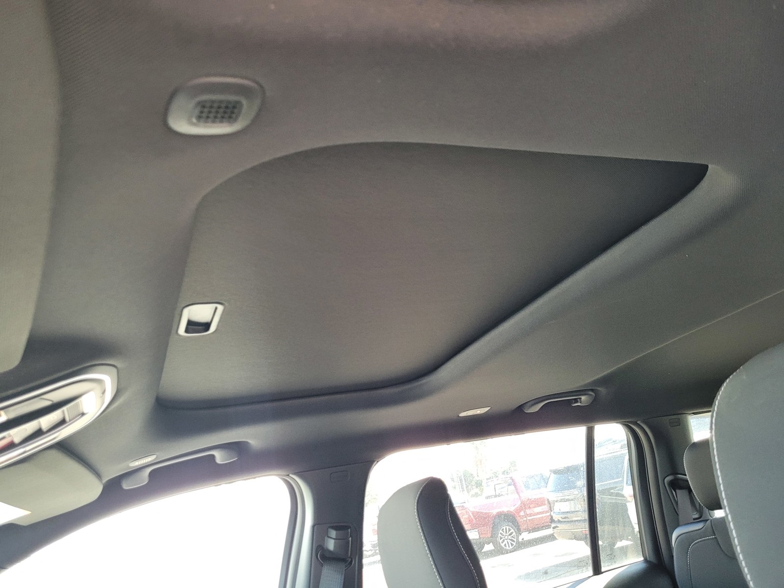 2025 Jeep Grand Cherokee Laredo X photo 14