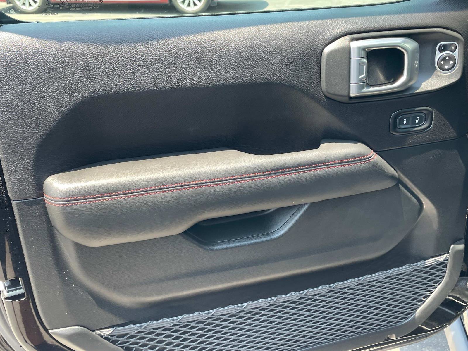 2020 Jeep Gladiator Rubicon photo 21