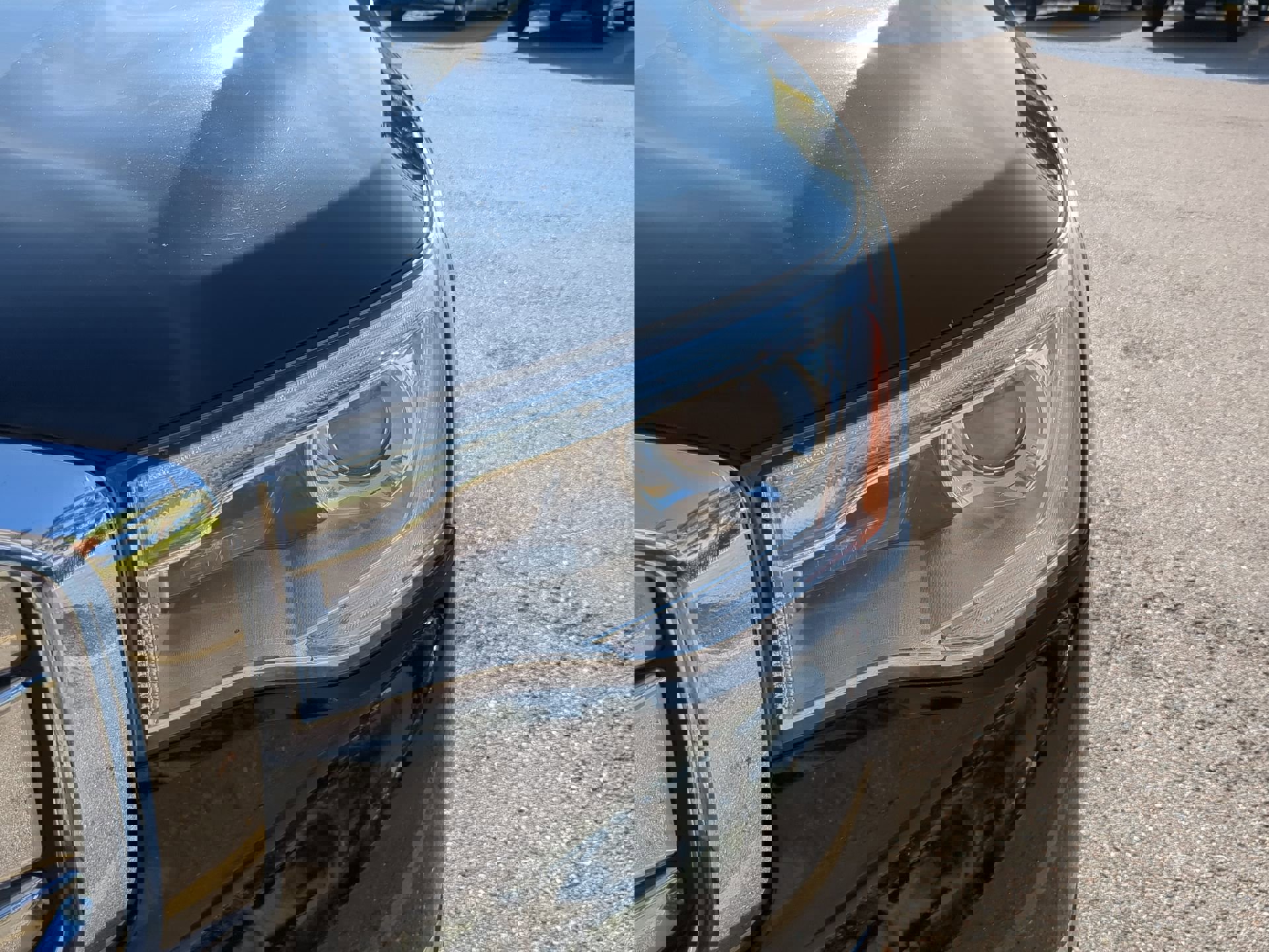 2017 Gmc Acadia Denali photo 4